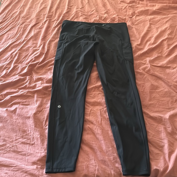 Lululemon running tights with side pockets - Picture 4 of 4